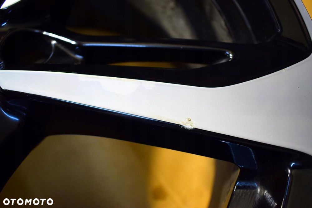 AUDI 19 ,,S-Line TT RS 8S0 Oryginał - 6