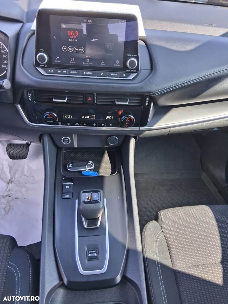Nissan Qashqai - 12