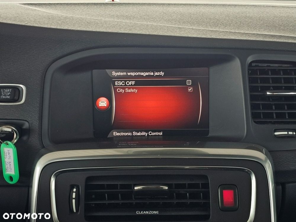 Volvo S60 - 24