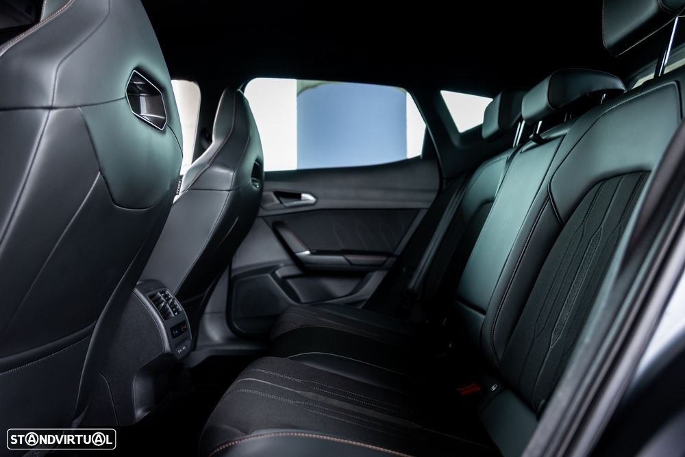 Cupra Formentor VZ 1.4 e-Hybrid DSG - 11