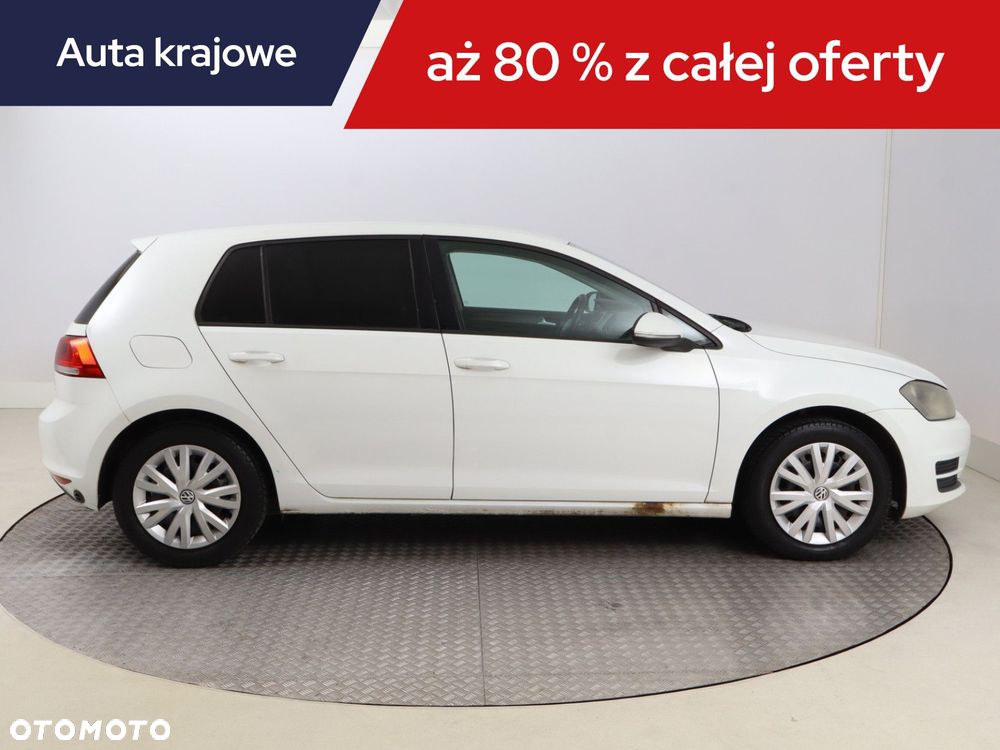 Volkswagen Golf - 8