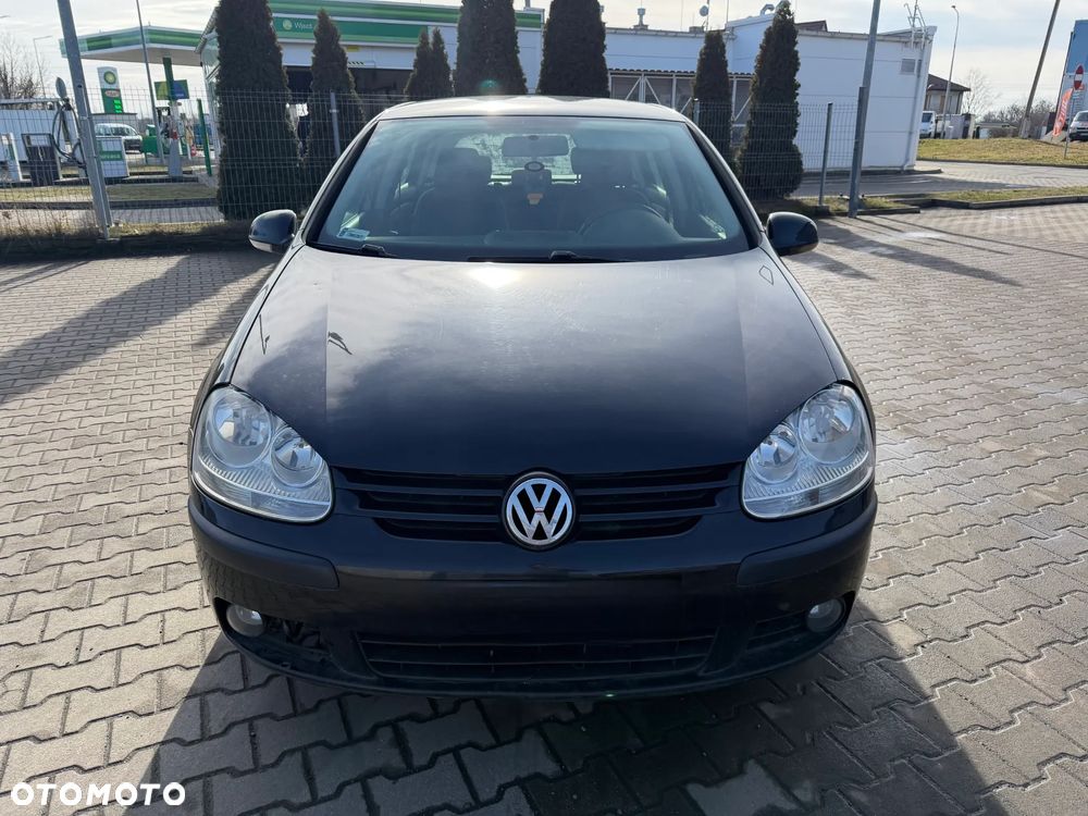 Volkswagen Golf - 2