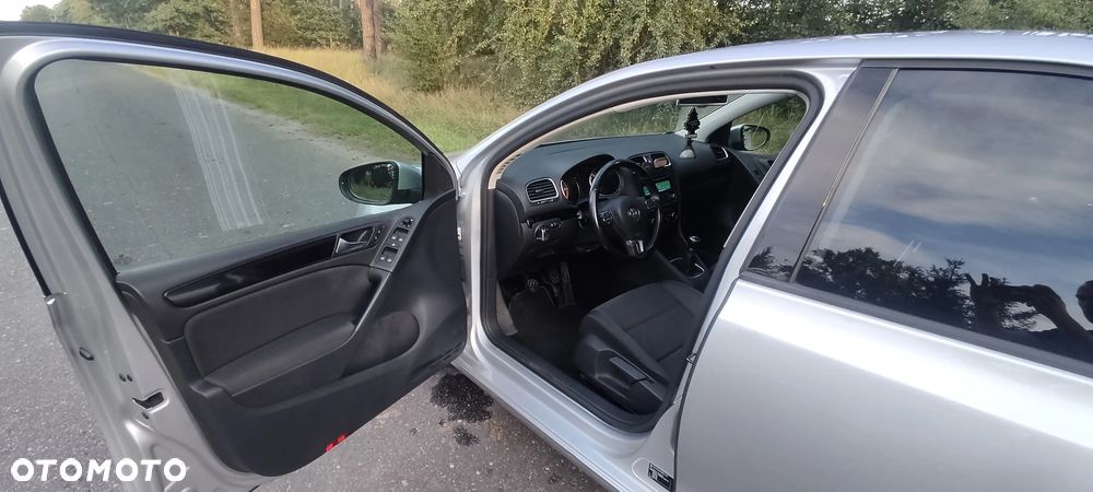 Volkswagen Golf 2.0 TDI Comfortline - 9