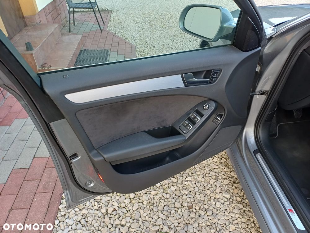 Audi A4 Avant 2.0 TDI DPF S line Sportpaket - 29