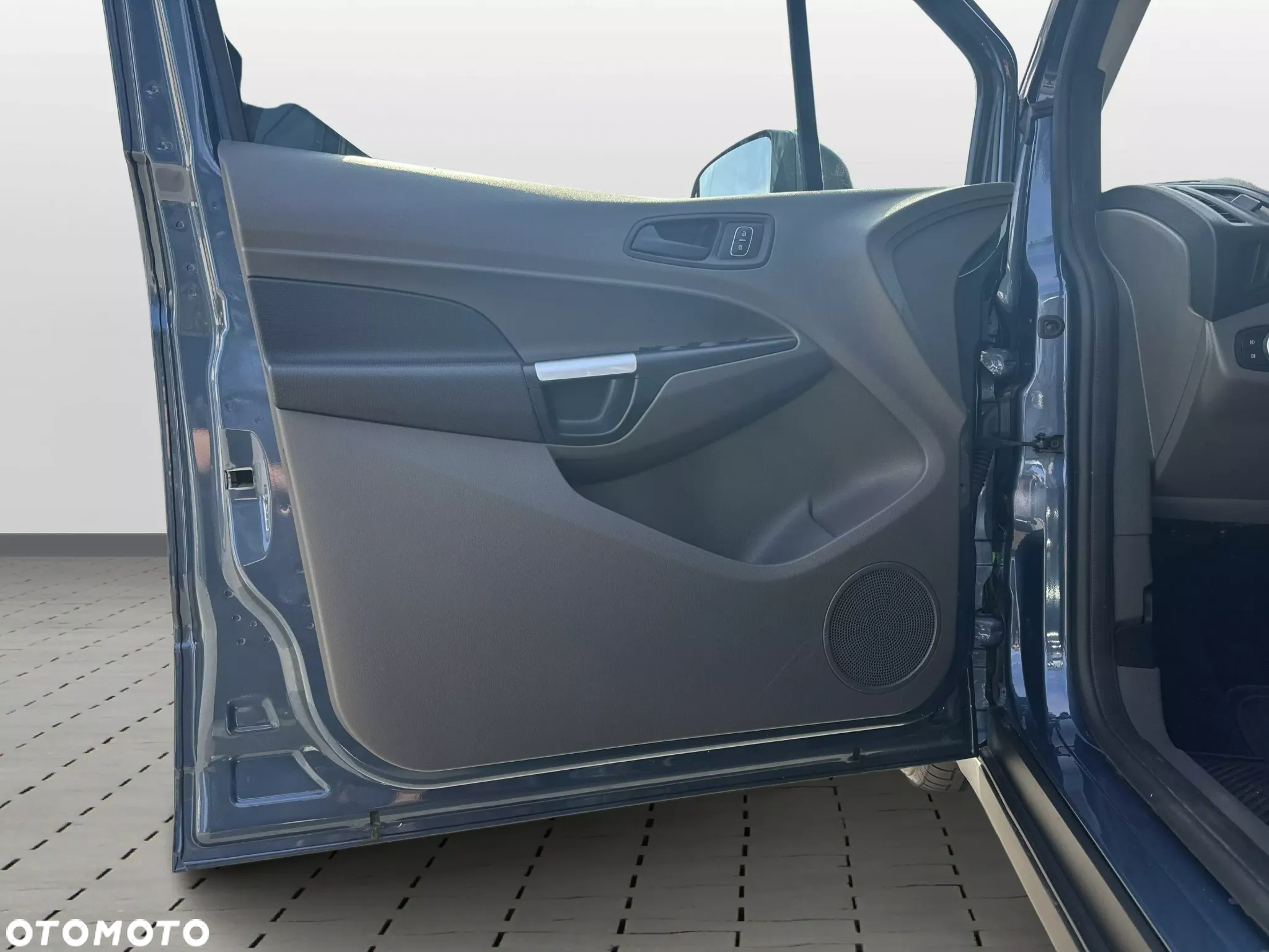 Ford Transit Connect Kombi 230 L2 Trend PowerShift - 10