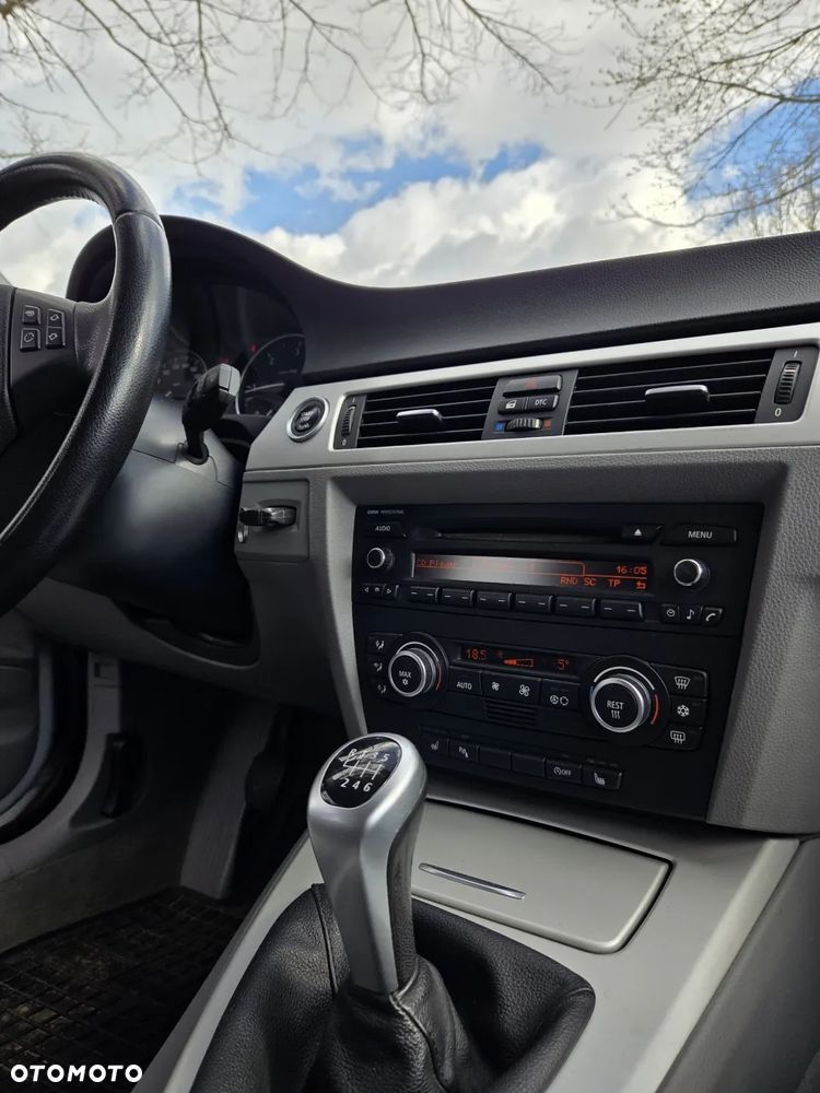 BMW Seria 3 320d DPF - 7