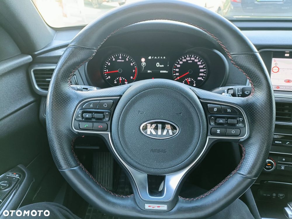 Kia Optima - 15