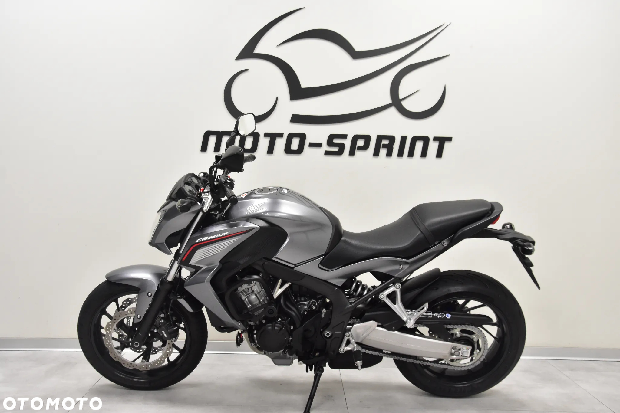 Honda CB - 2