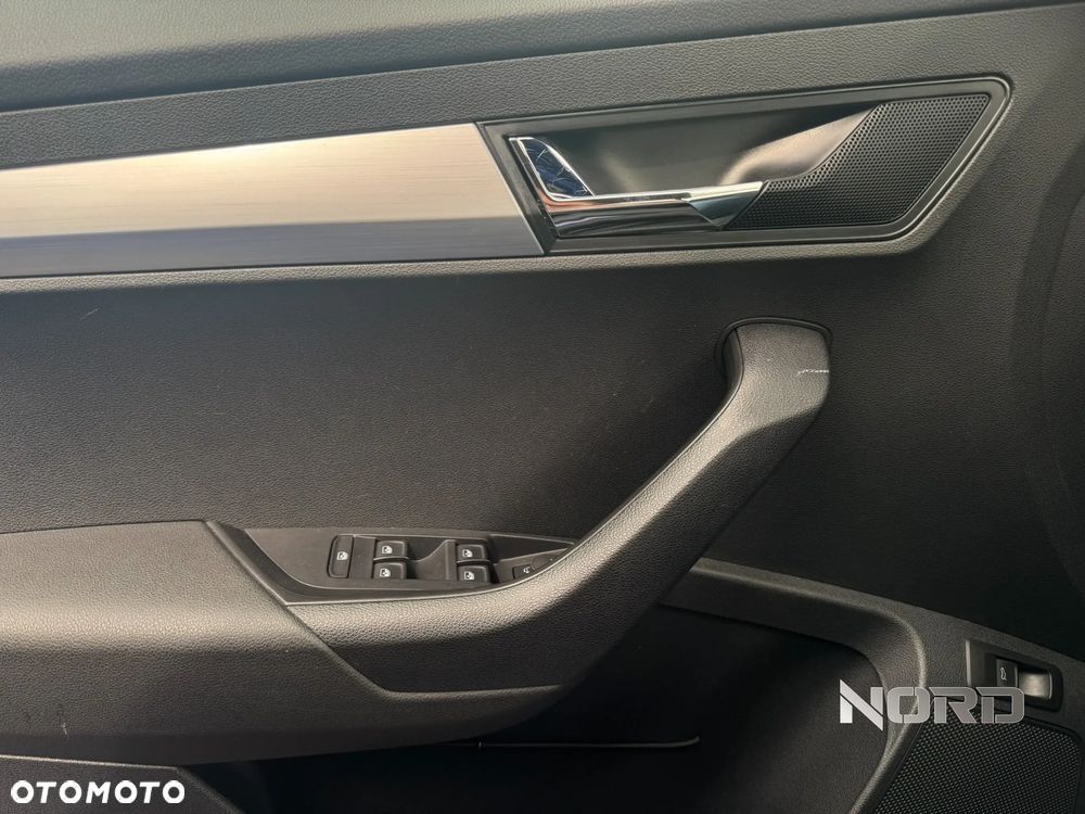 Skoda Karoq 1.5 TSI ACT DSG Ambition - 18