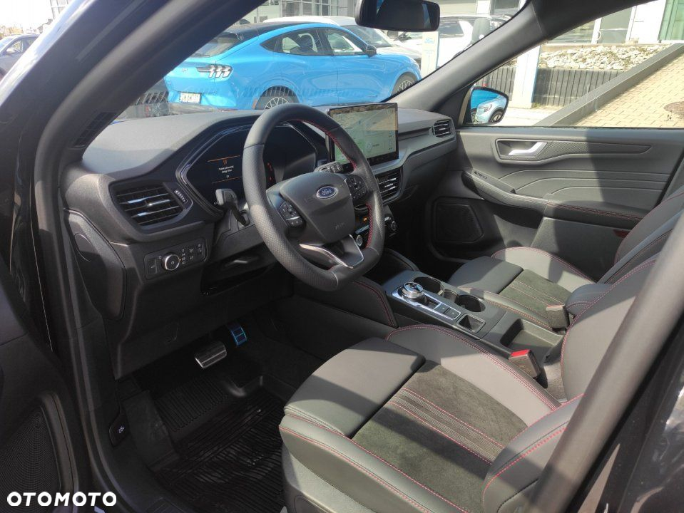 Ford Kuga - 11