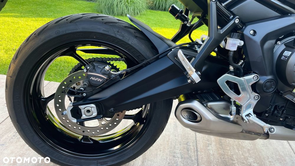 Triumph Tiger - 9