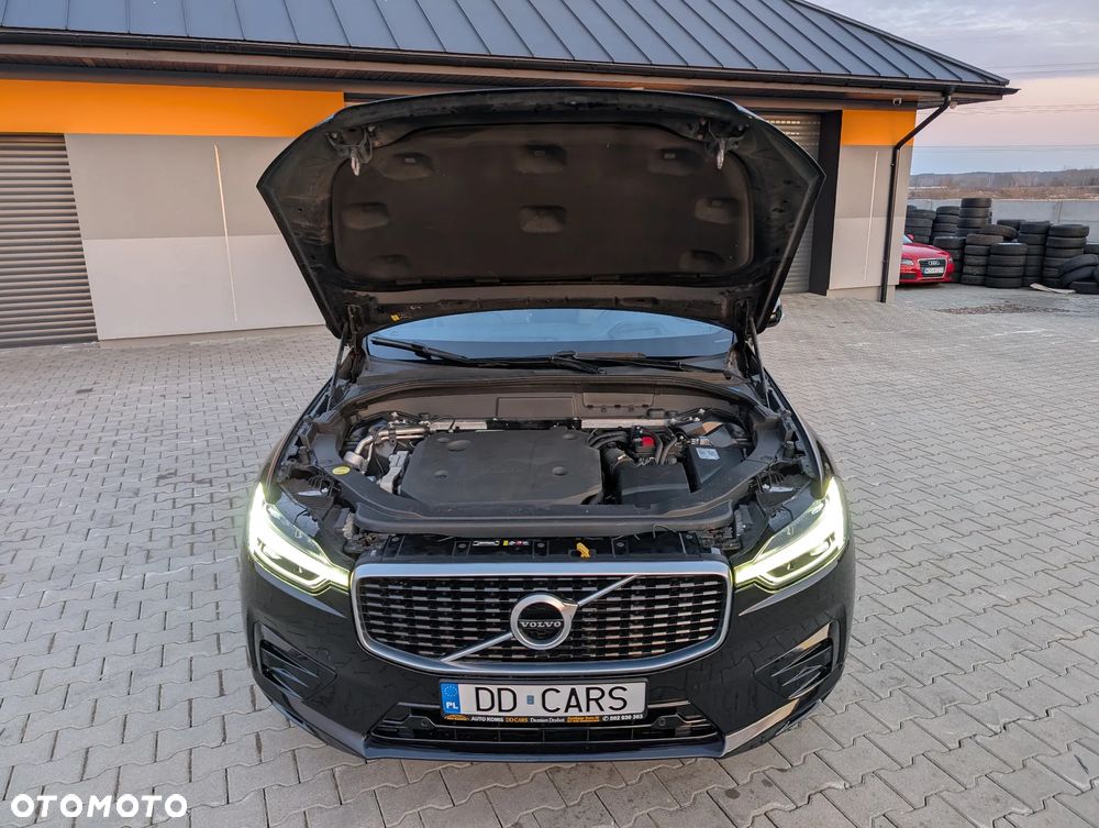 Volvo XC 60 D5 AWD R-Design - 14
