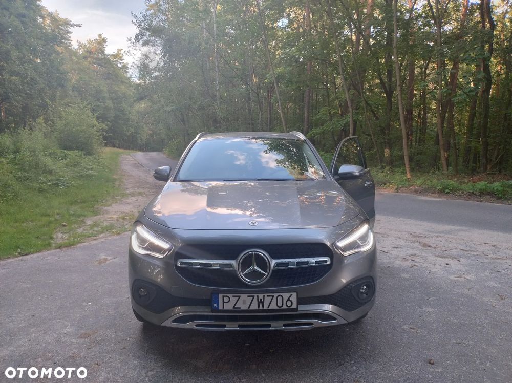 Mercedes-Benz GLA - 26