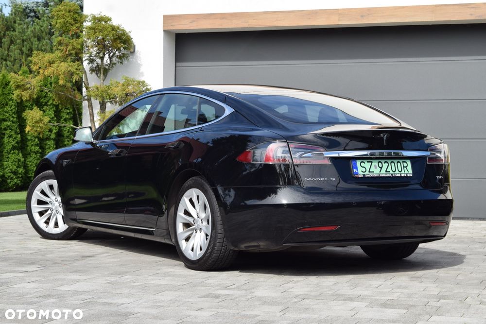 Tesla Model S Long Range Plus - 5