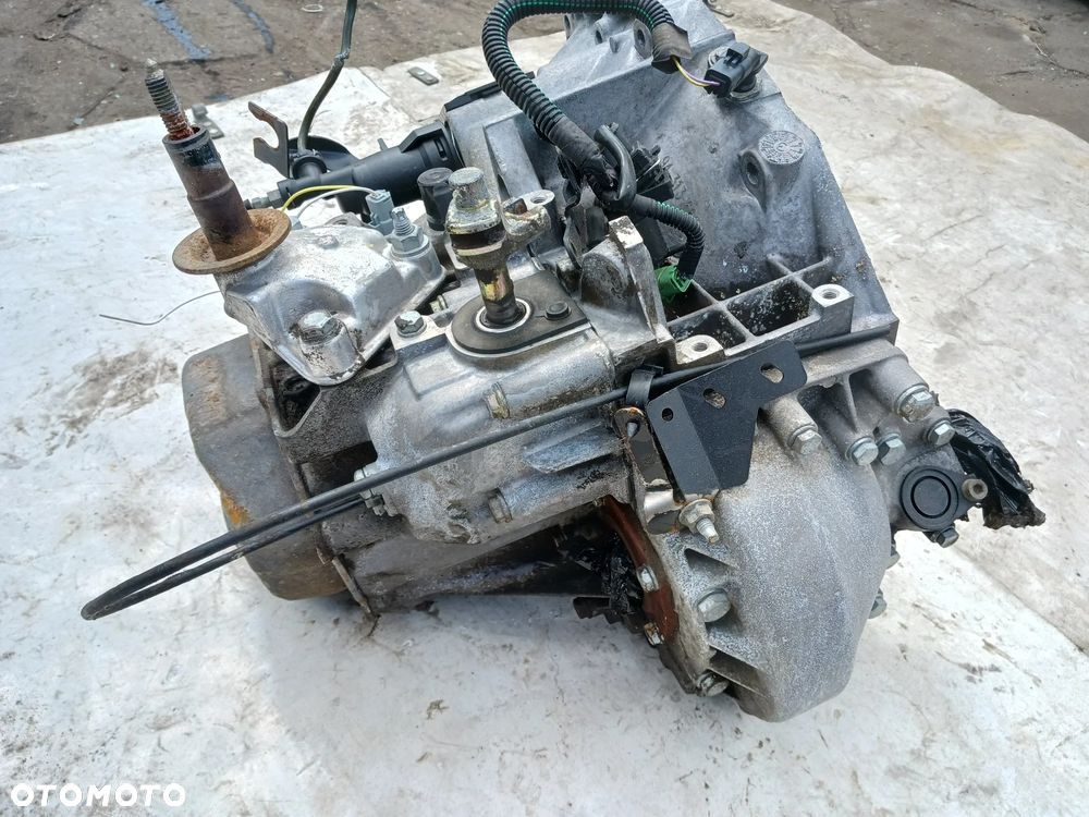 Skrzynia biegów manualna 20LM01 citroen c8 Peugeot 807 Fiat Ulysse 2,2hdi - 4