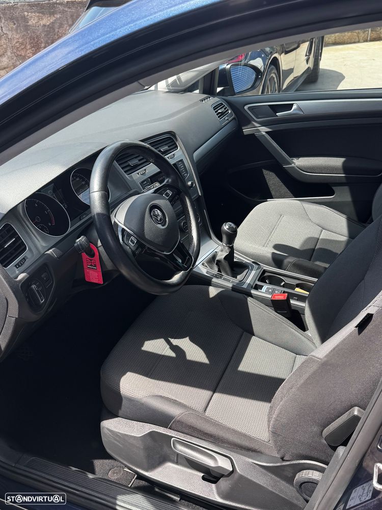 VW Golf 1.6 TDi BlueMotion Confortline - 11