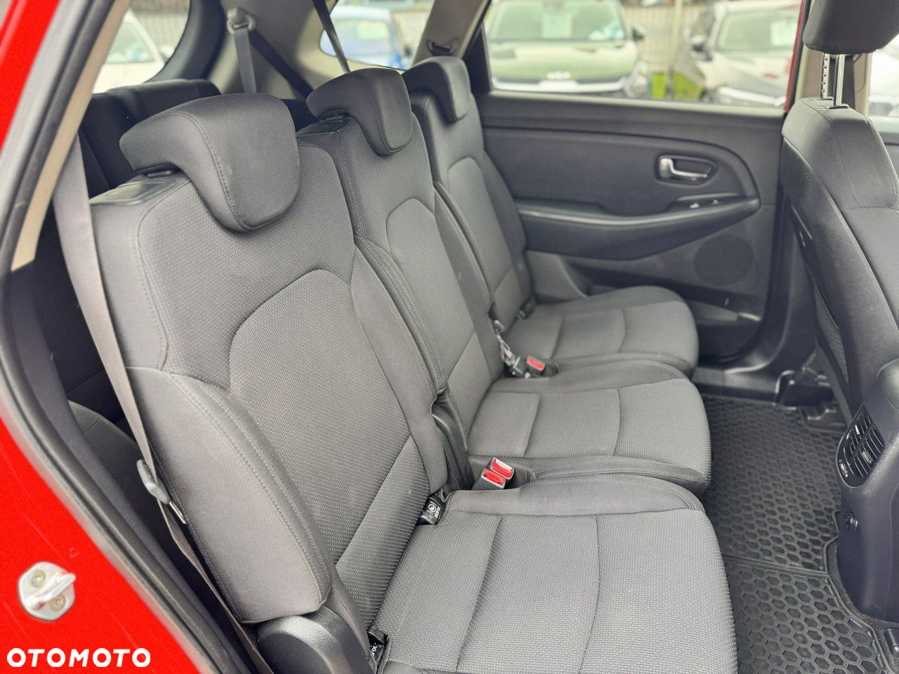 Kia Carens 1.6 GDI XL 7os - 37