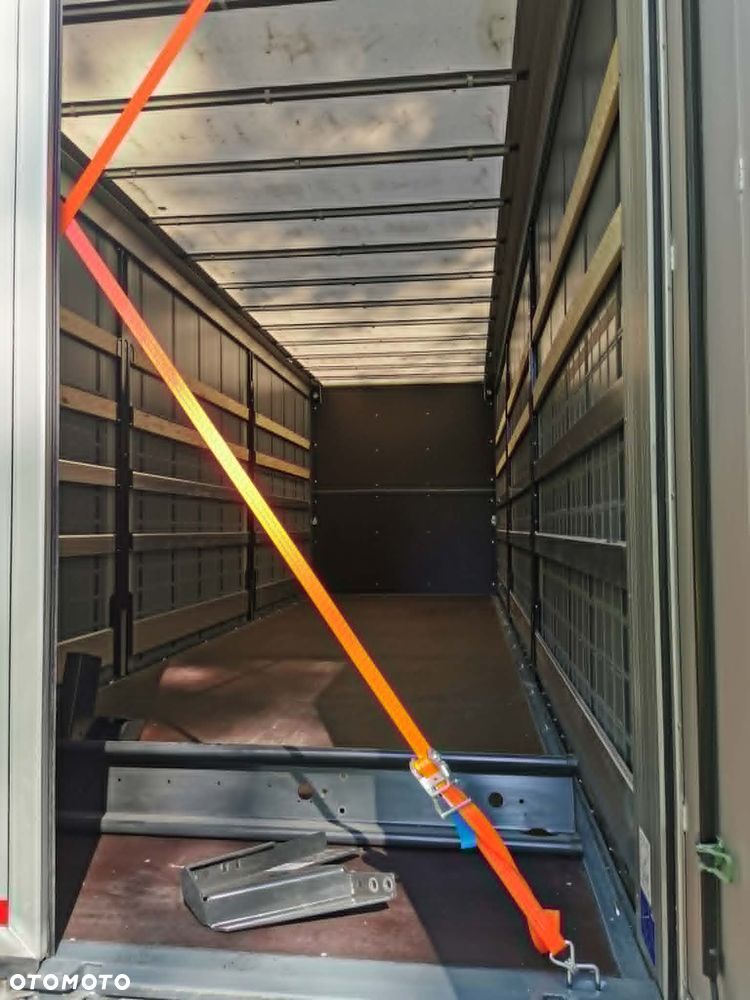 Iveco Eurocargo 280KM, 21 palety, Winda - 23