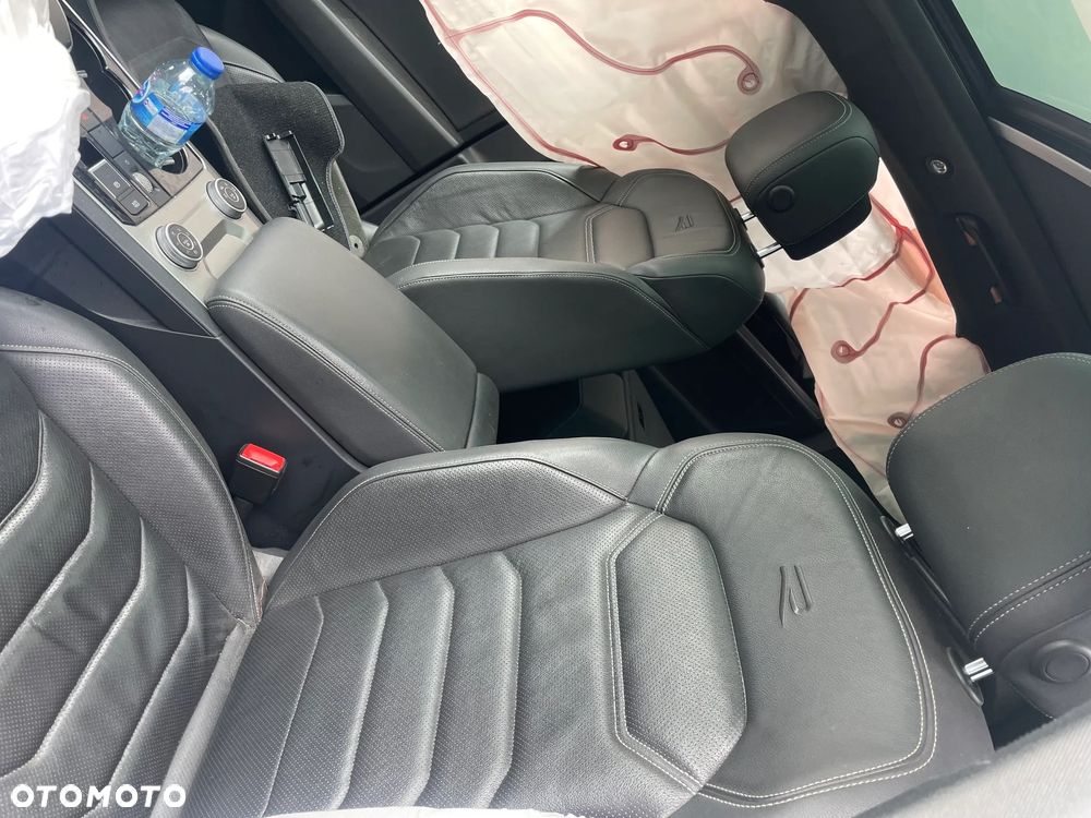 Volkswagen Touareg - 6