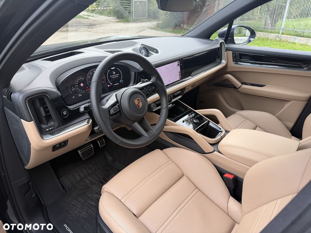Porsche Cayenne - 8