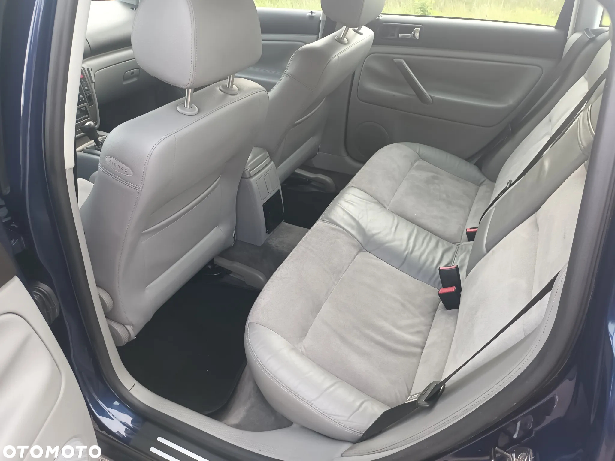 Volkswagen Passat - 21