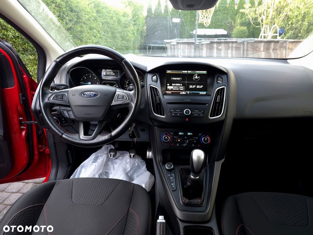 Ford Focus 2.0 TDCi Titanium ASS - 5