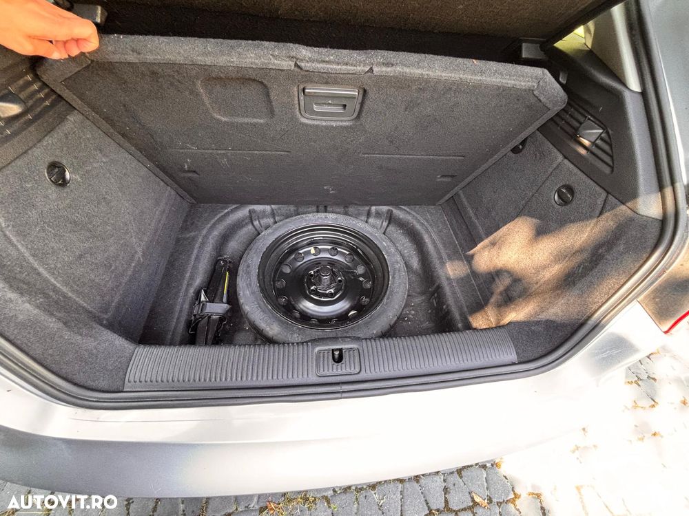Audi A3 Sportback 1.6 TDI clean Stronic Ambiente - 16