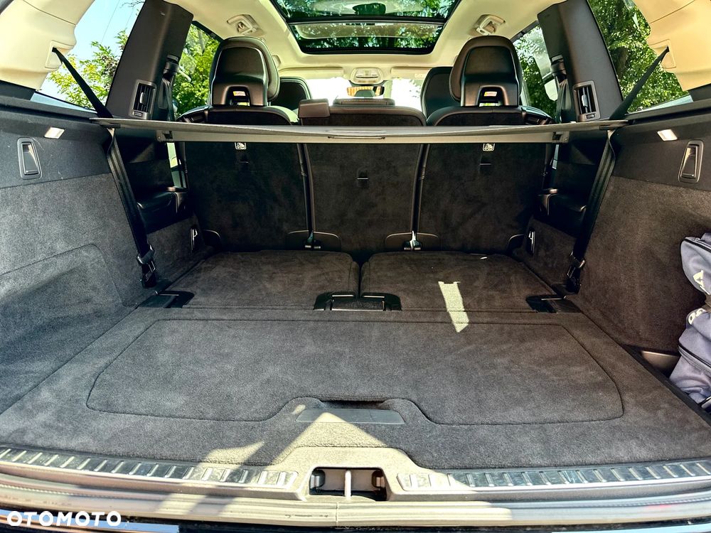 Volvo XC 90 - 11