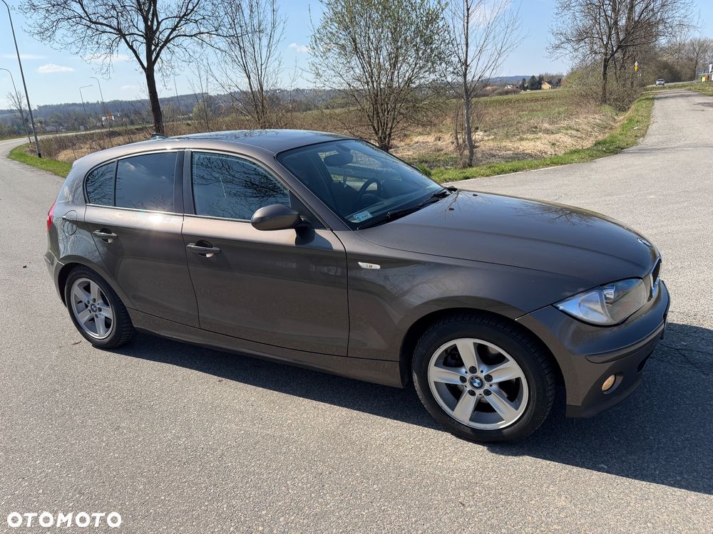 BMW Seria 1 120d - 6