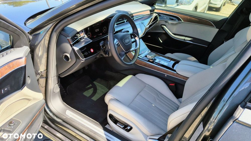 Audi A8 - 9