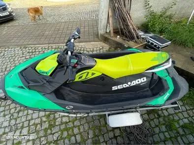 Sea-Doo SPARK TRIXX 3UP - 6