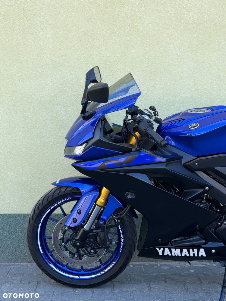 Yamaha YZF - 26