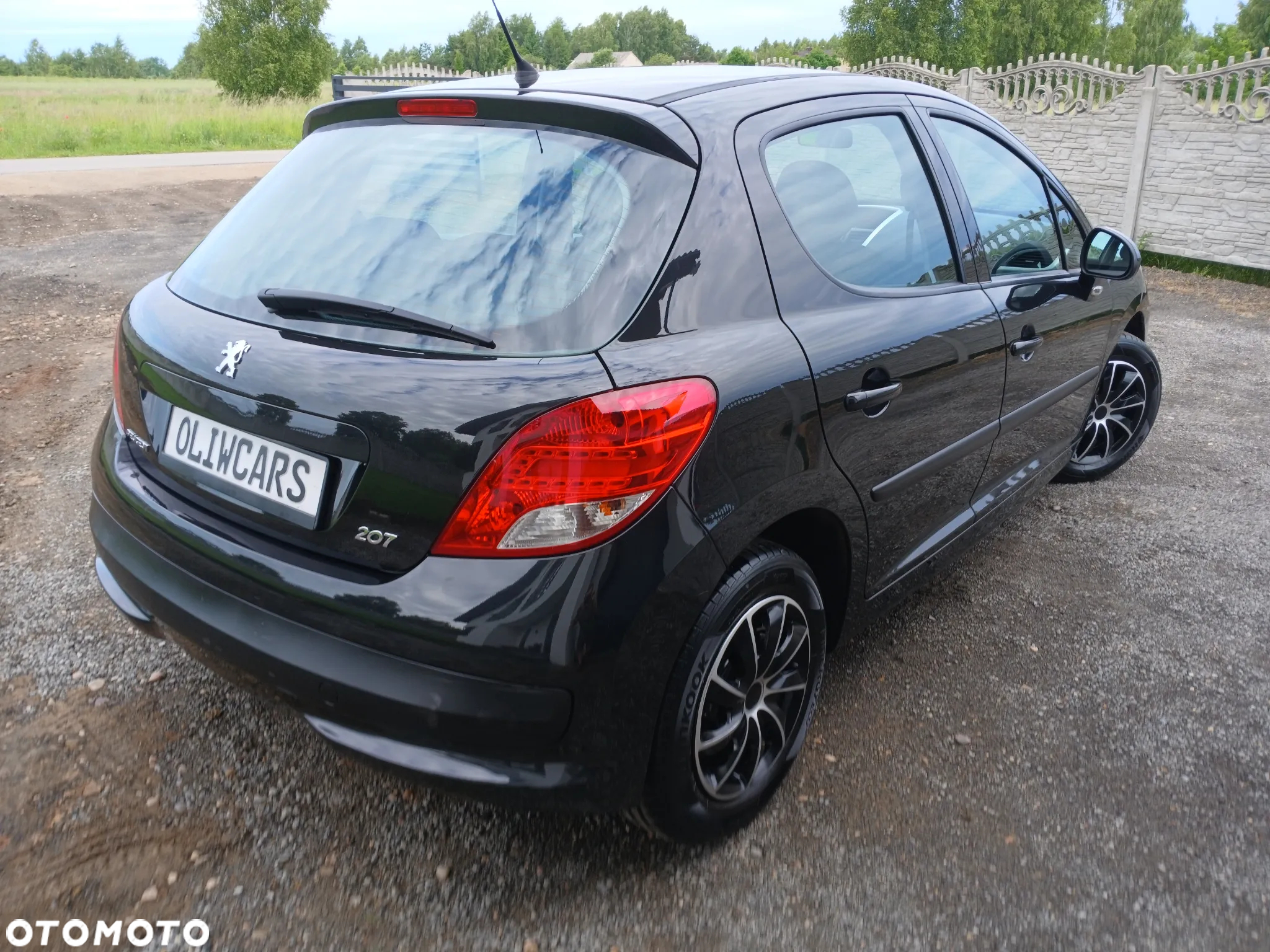 Peugeot 207 1.4 Presence - 4