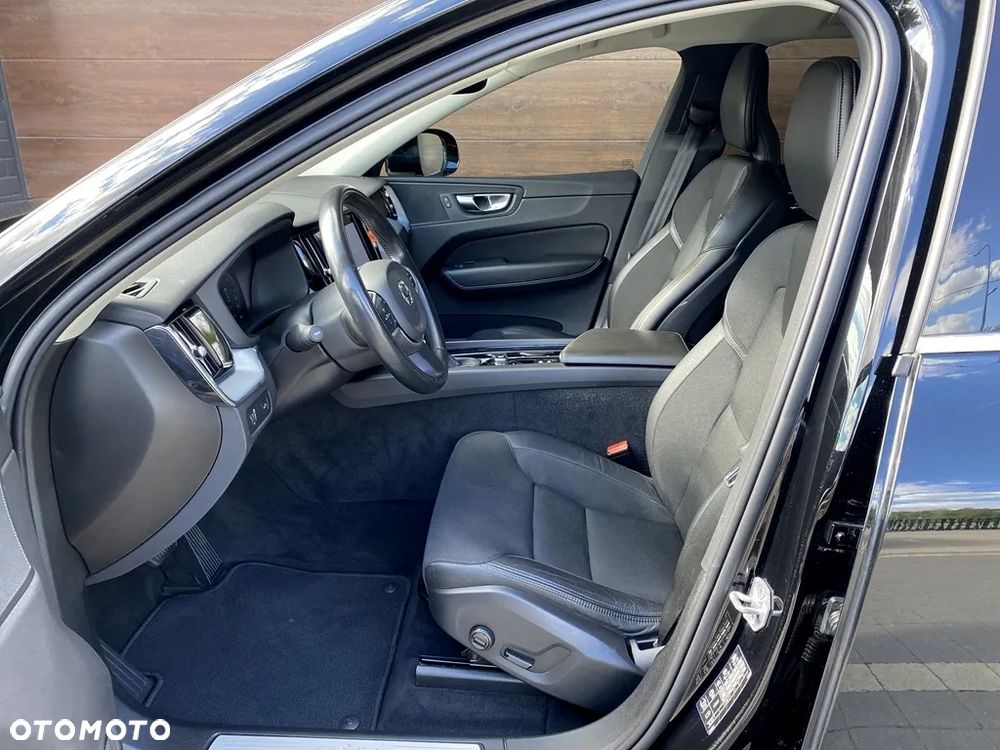 Volvo XC 60 D4 SCR Momentum - 26