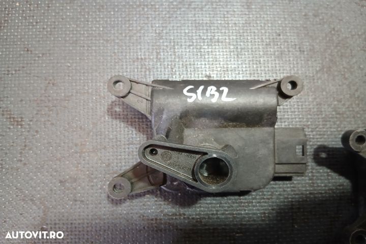 Motoras clapeta aeroterma 3C0907511 0132801370 3C0907511 0132801370 V - 4