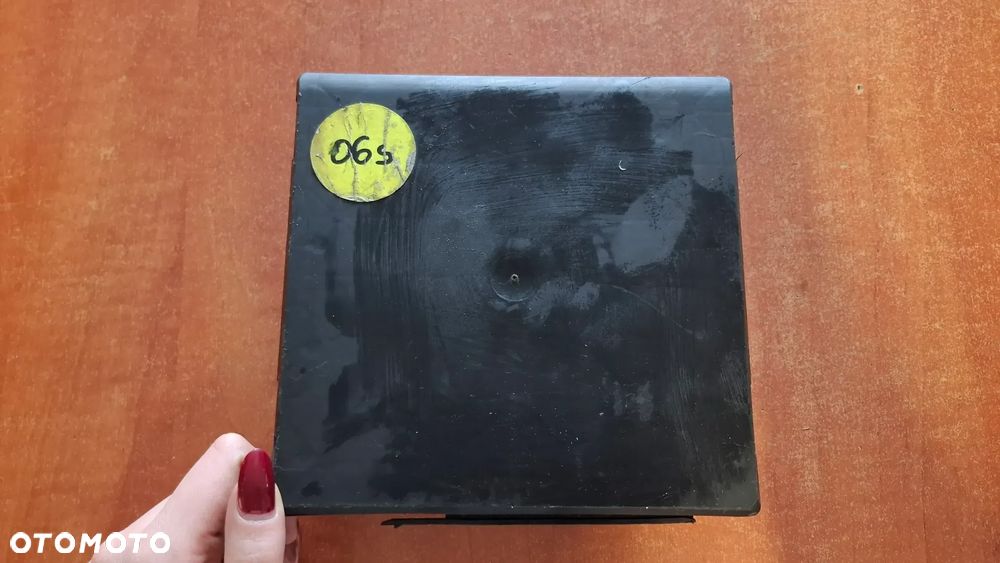 Moduły KOMFORTU VW T5 7H0937049J, 7H0937049N, 7H0937049P - 2