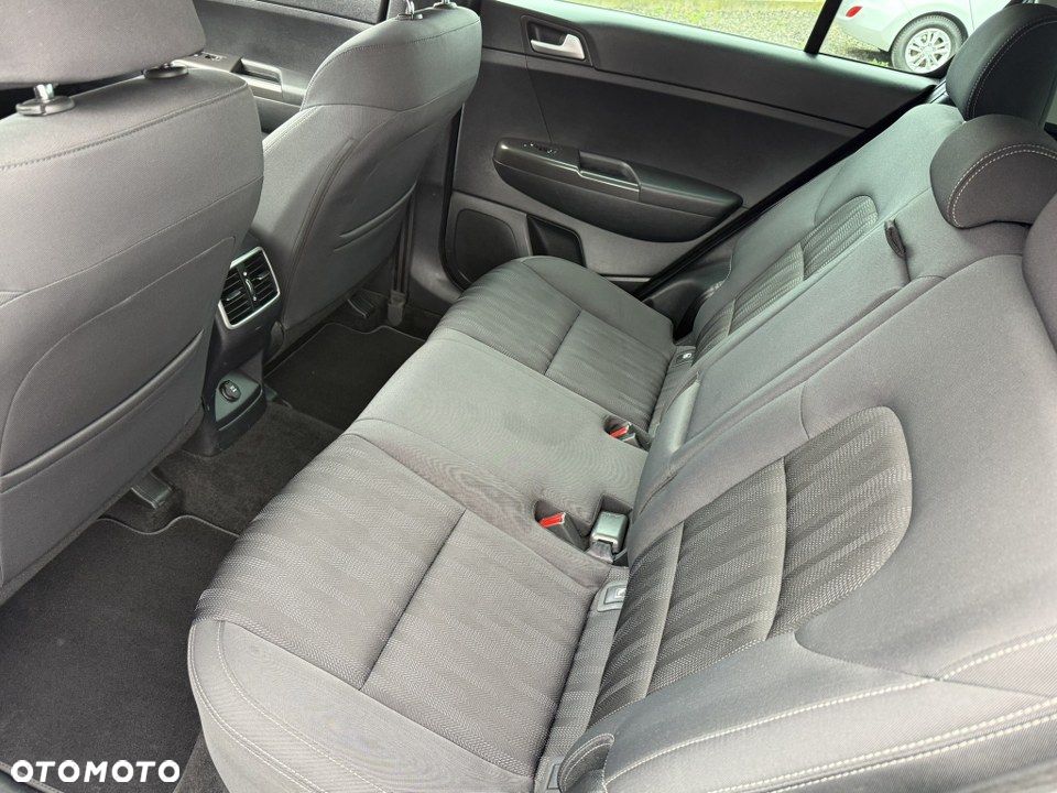 Kia Sportage 1.6 GDI 2WD DREAM-TEAM EDITION - 37