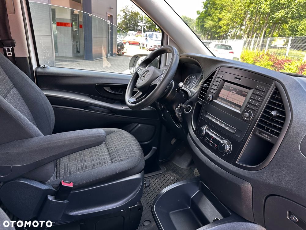 Mercedes-Benz VITO - 19