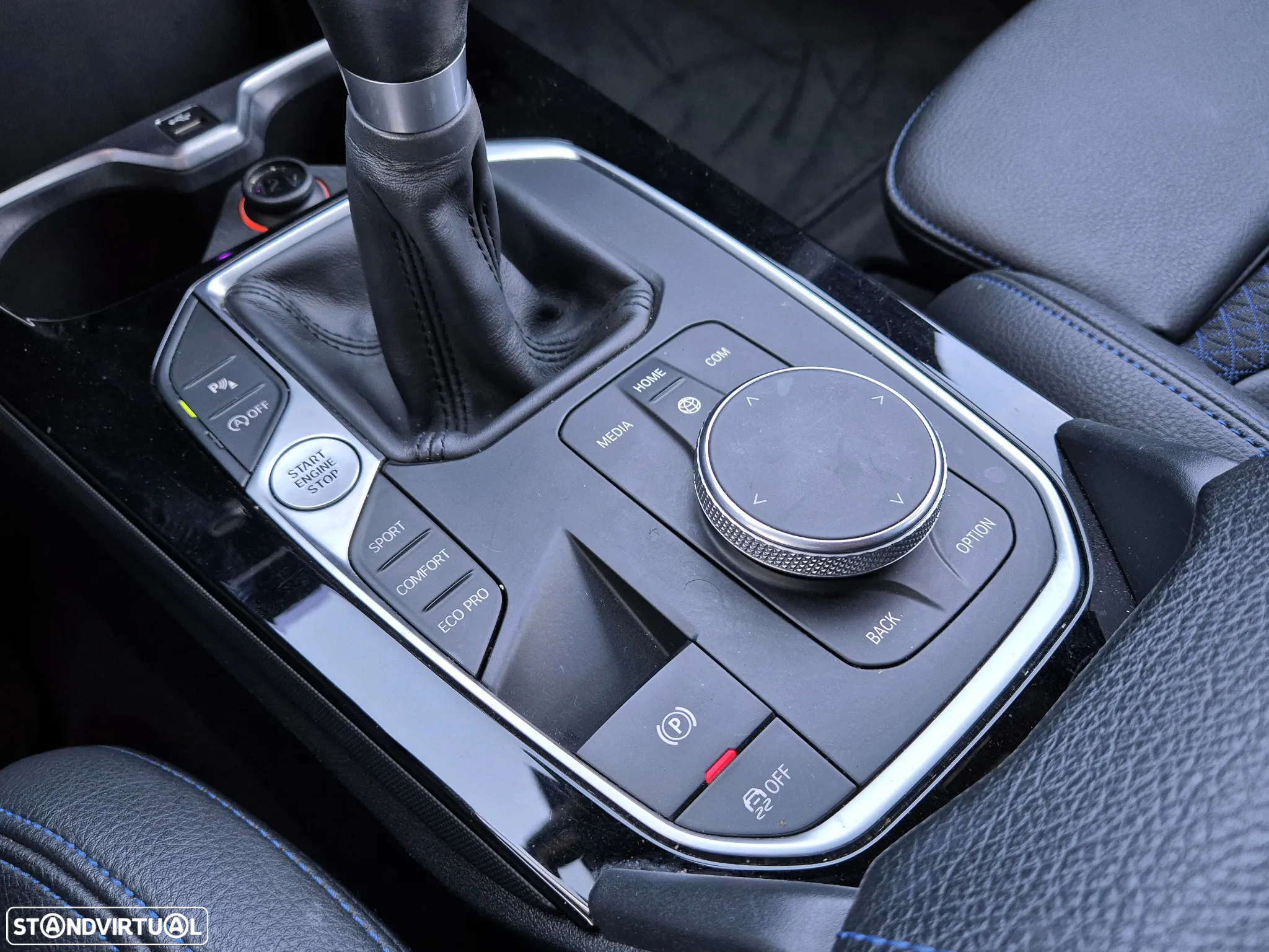 BMW 116 d Pack Desportivo M - 13