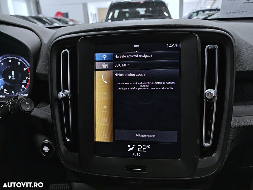 Volvo XC 40 T2 AT8 Momentum - 20