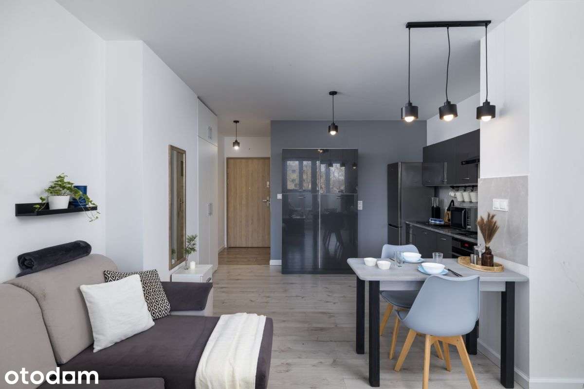 Wyposażone 30m2| oszklona loggia| przy Skm| garaż