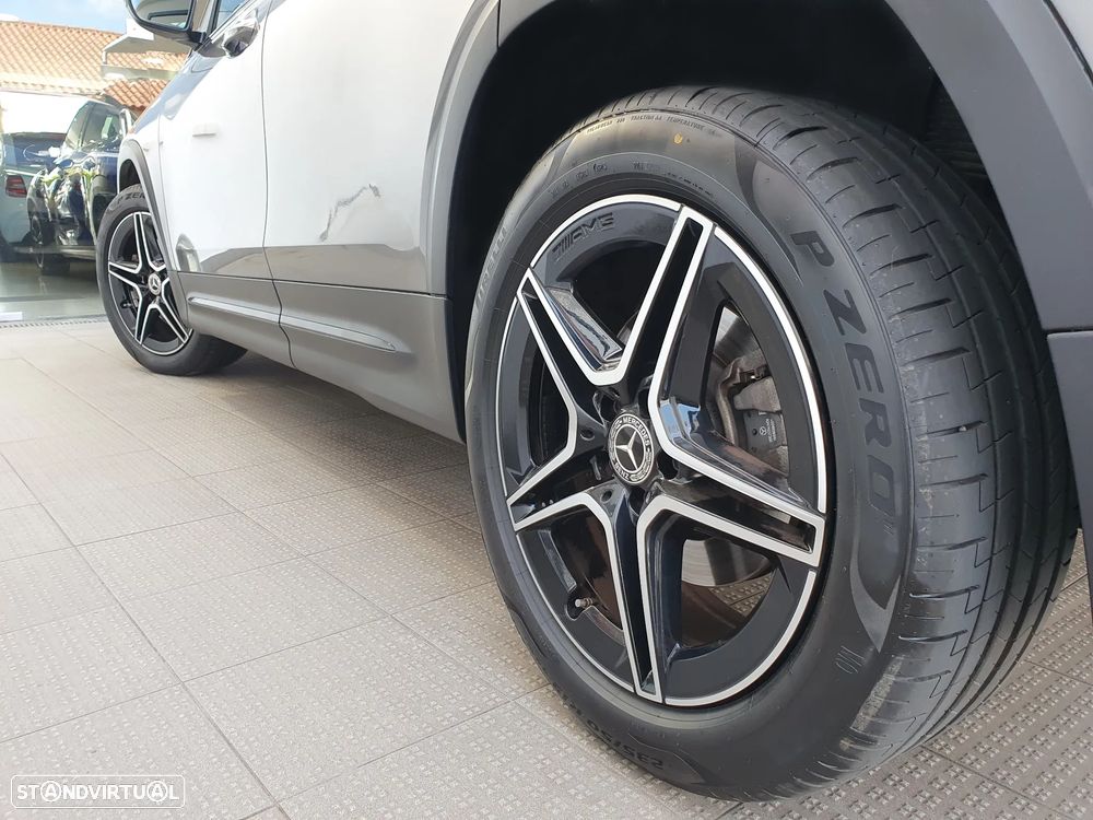 Mercedes-Benz GLB 200 d AMG Line - 18