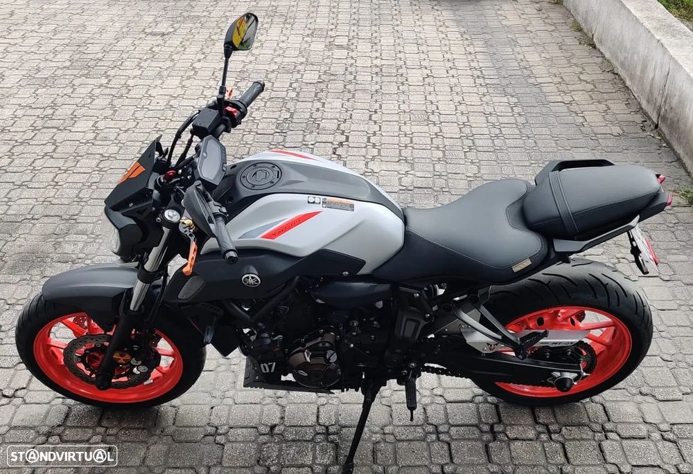 Yamaha MT-07 - 4