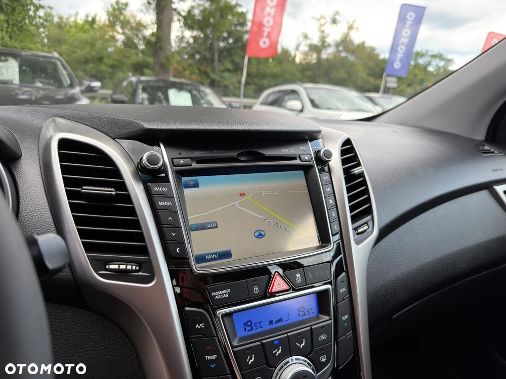 Hyundai i30 1.6 GDI Premium - 29