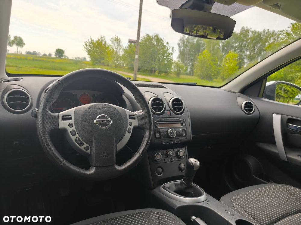 Nissan Qashqai 1.6 visia - 20