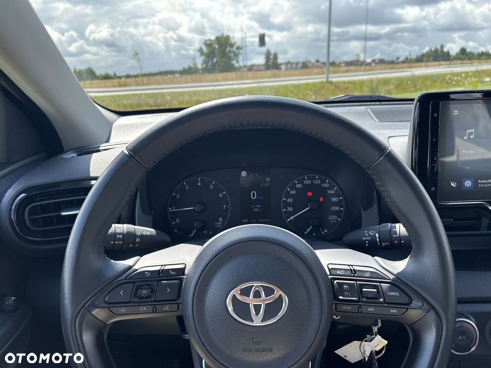 Toyota Yaris 1.5 Comfort - 19