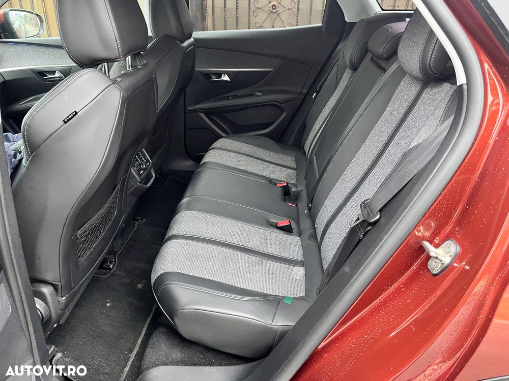 Peugeot 3008 1.2 PureTech 130 BVM6 Allure Pack - 11