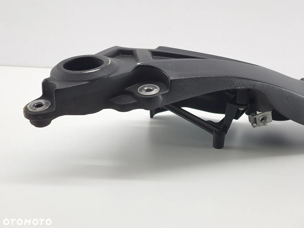 STELAZ L RAMA MOCOWANIE SUBRAME  DUCATI DIAVEL - 10