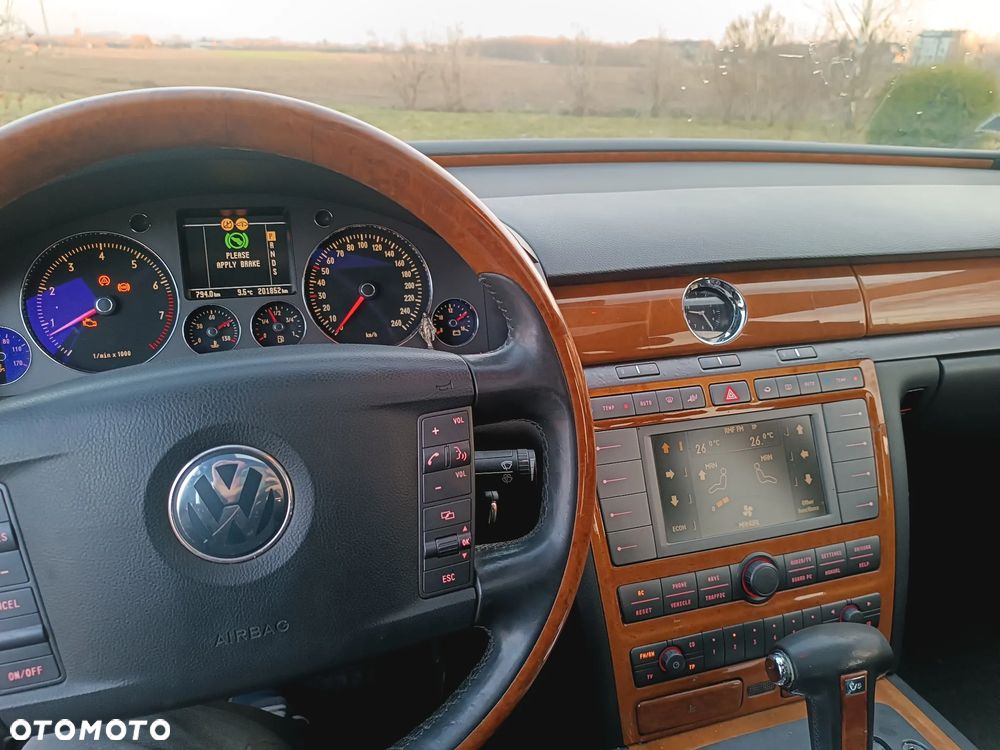 Volkswagen Phaeton 3.2 V6 Tiptr (5 os.) - 8