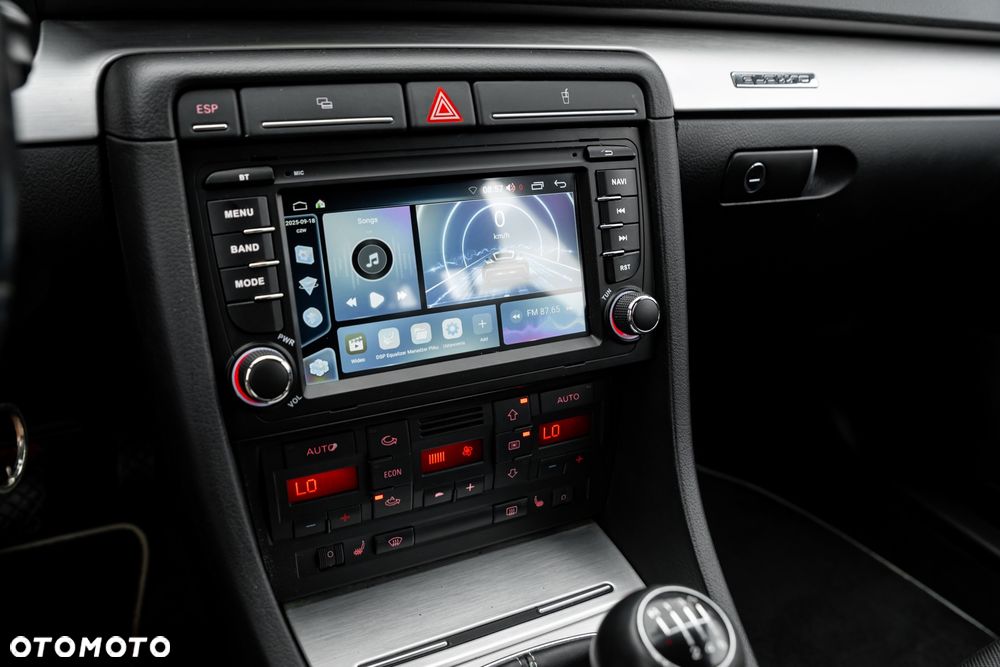 Audi A4 Avant 2.0T FSI Quattro - 32